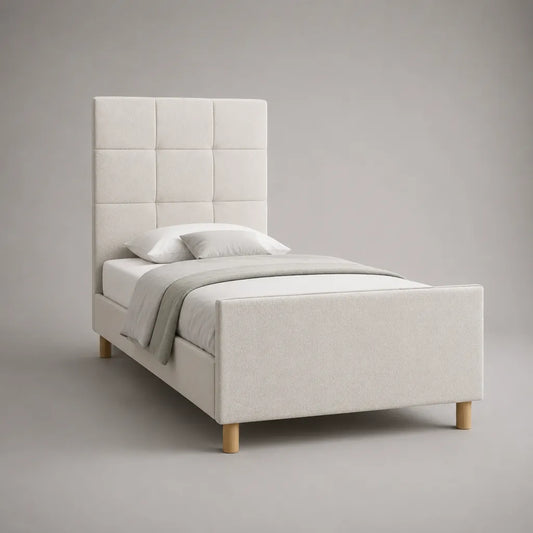 Lit simple rembourré en tissu blanc cassé avec tête de lit à 9 panneaux, couchage 90 × 190 cm, 203 × 99 × 130 cm